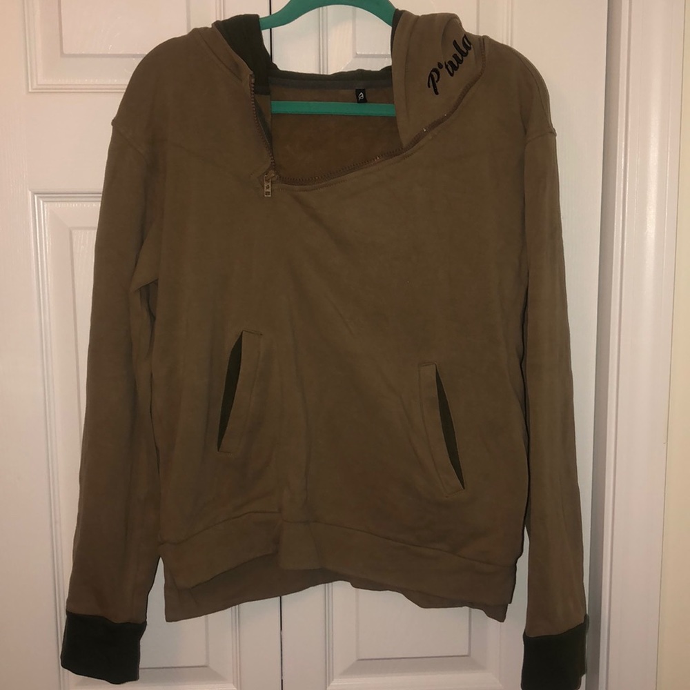 Ptula Sweatshirt - Meg in Army Green